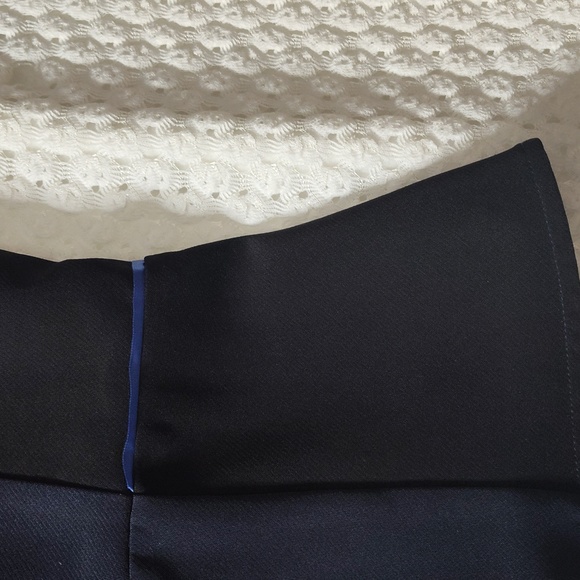 Ann Taylor Top Blouse Casual Peplum Sleeveless Round Neck Black 14 Petite - Picture 7 of 11